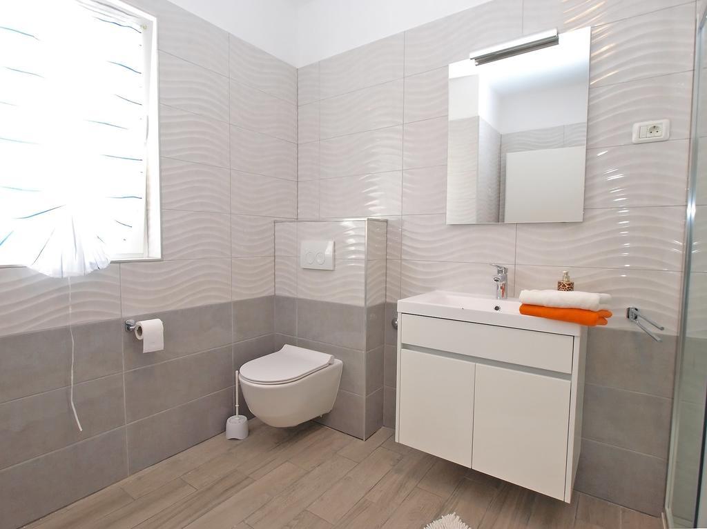 Apartments Nadija 1366 พูลา ภายนอก รูปภาพ